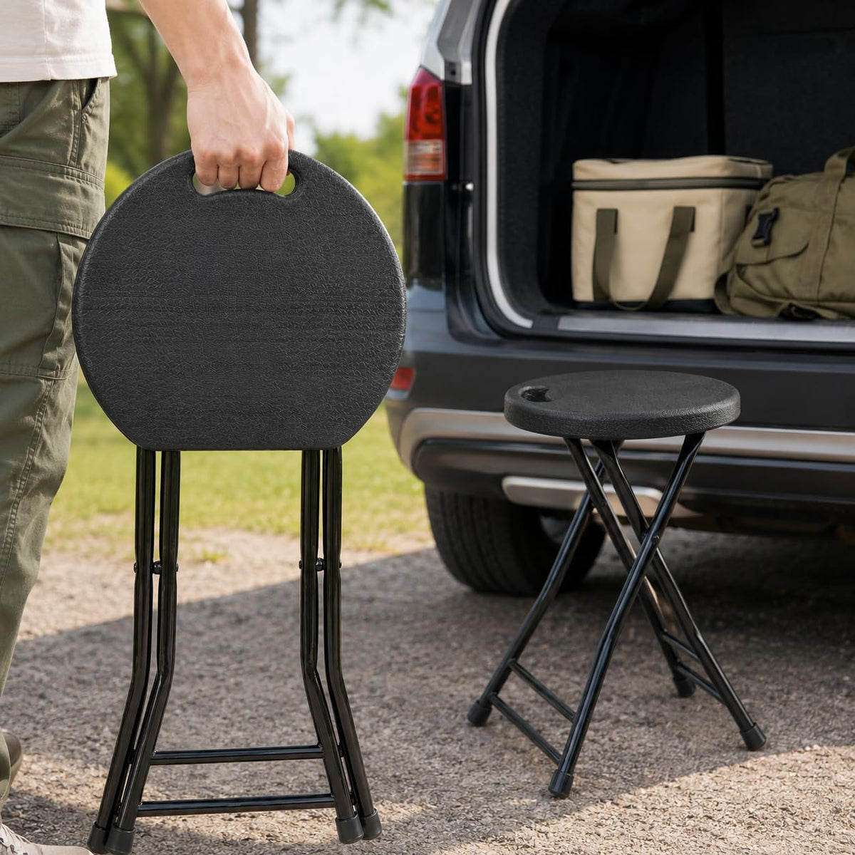 Folding Stool with Handle and Non-Slip Feet Q435