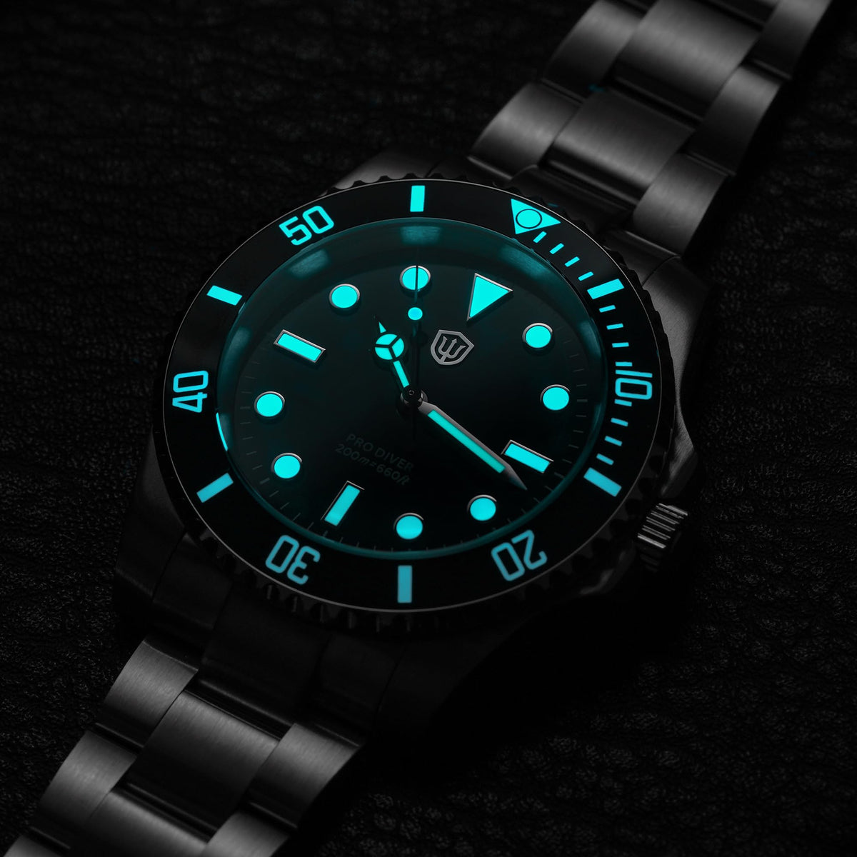 40mm Sapphire Crystal 200m Waterproof Quartz Diver Watch L284